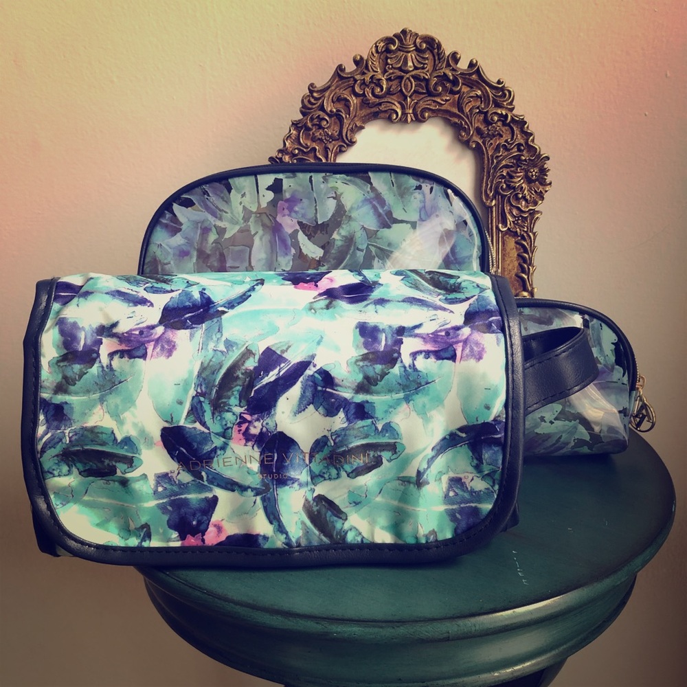 Adrienne Vittadini | Makeup Bag Bundle